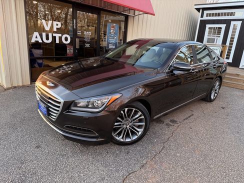 Used 2015 Hyundai Genesis 3.8 w/ Option Group 03 image 1