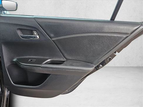 Used 2014 Honda Accord Sport image 24