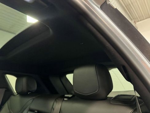 Used 2025 Cadillac XT5 Premium Luxury image 48