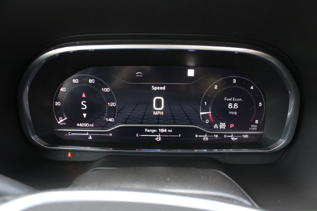 Used 2023 GMC Yukon SLT w/ SLT Luxury Package AWD/4WD image 10