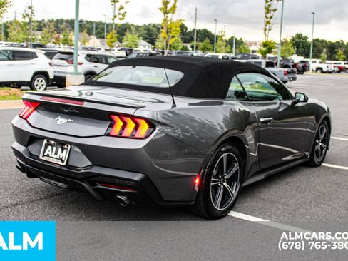 Used 2024 Ford Mustang Premium RWD image 5