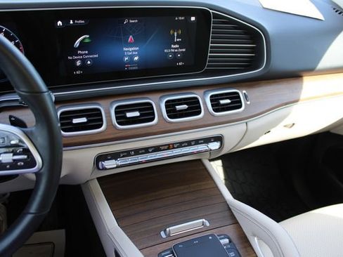 Used 2022 Mercedes-Benz GLE 350 4MATIC image 15