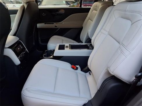New 2025 Lincoln Aviator Reserve w/ Jet Appearance Package image 10