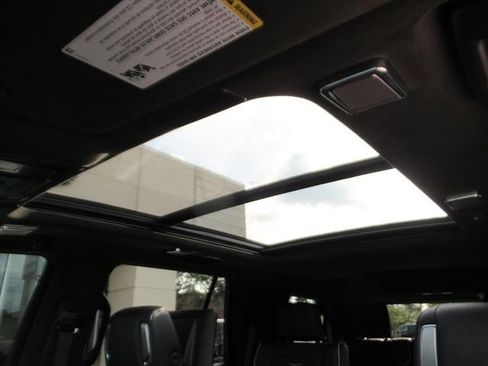 Used 2021 Cadillac Escalade Sport Platinum w/ LPO, ONYX Package image 26