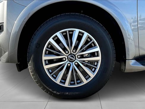 Used 2021 Nissan Armada SL w/ Captain's Chairs Package image 38