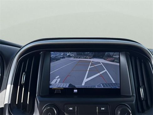 Used 2019 GMC Canyon SLE image 15