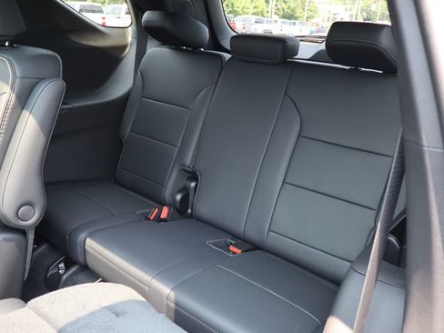 New 2026 Chevrolet Traverse High Country w/ LPO, Floor Liner Package AWD/4WD image 27