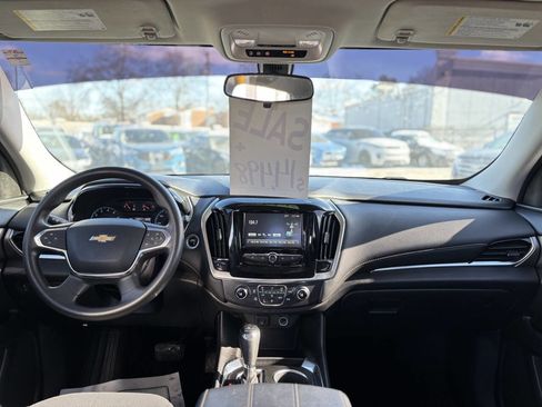 Used 2019 Chevrolet Traverse LS AWD/4WD image 9