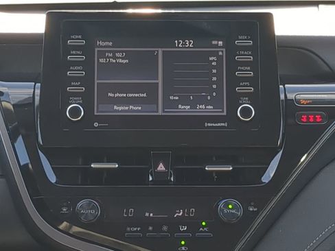 Used 2023 Toyota Camry SE image 24