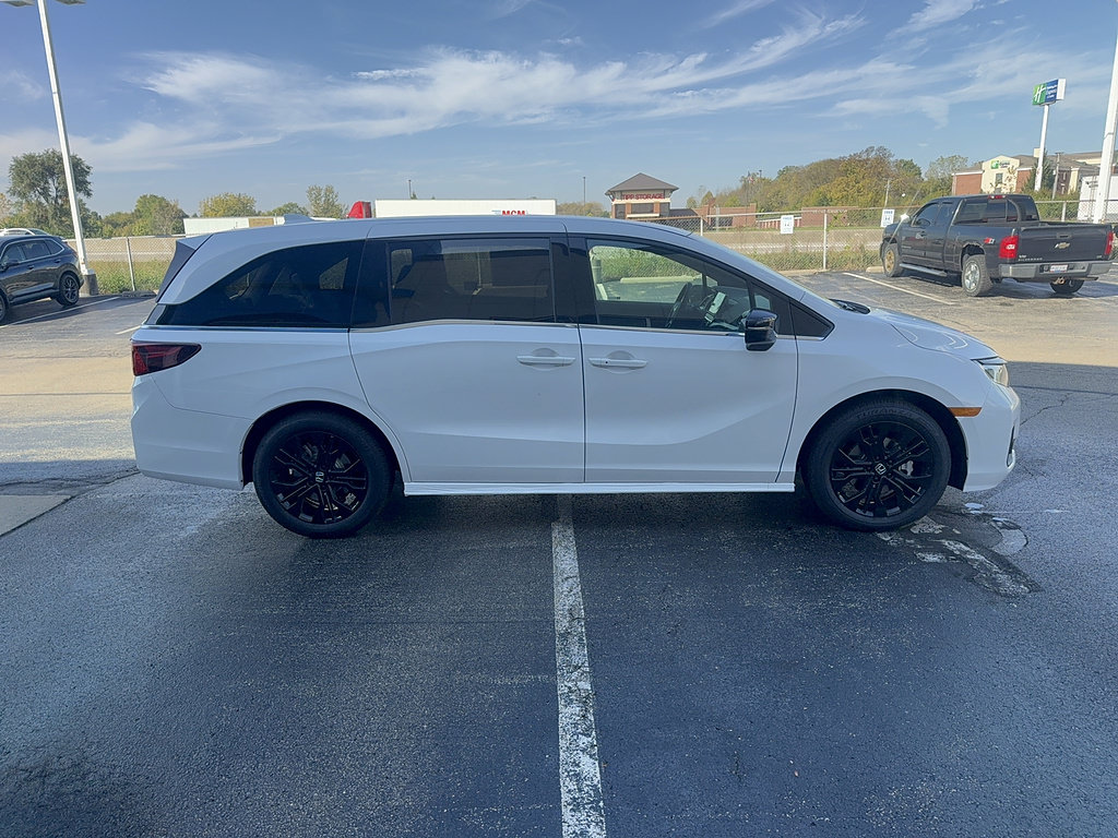 New 2027 Honda Odyssey Sport-L image 4