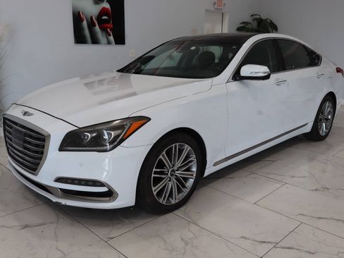 Used 2018 Genesis G80 3.8 w/ Option Group 03 RWD image 7