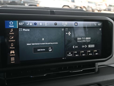 Used 2025 Jeep Wrangler Sahara w/ Safety Group image 25