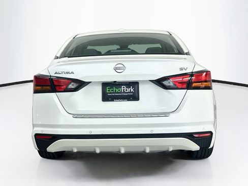 Used 2023 Nissan Altima 2.5 SV FWD image 7