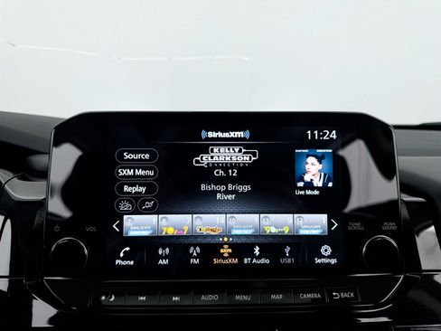 Used 2024 Nissan Pathfinder Platinum FWD image 23