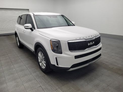 Used 2022 Kia Telluride LX FWD image 13