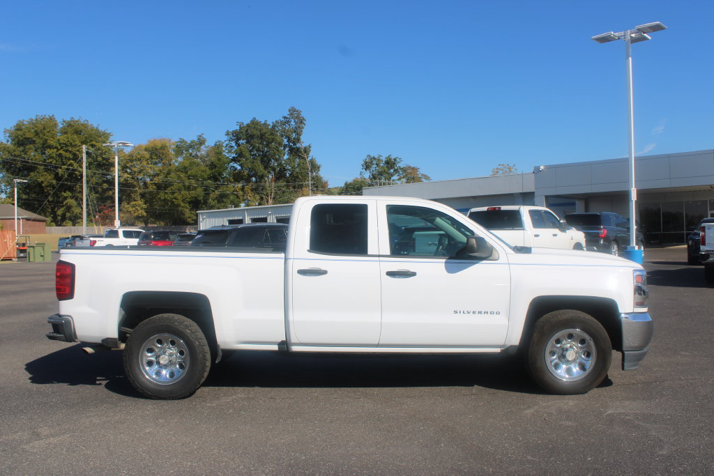 Used 2017 Chevrolet Silverado 1500 LS w/ Trailering Package RWD image 11