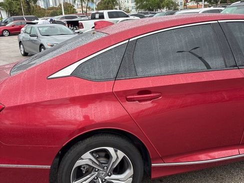 Used 2018 Honda Accord EX-L image 10