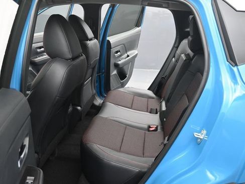 New 2026 Nissan Kicks SR FWD image 9