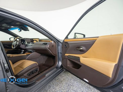 Used 2019 Lexus ES 350 w/ Accessory Package FWD image 39