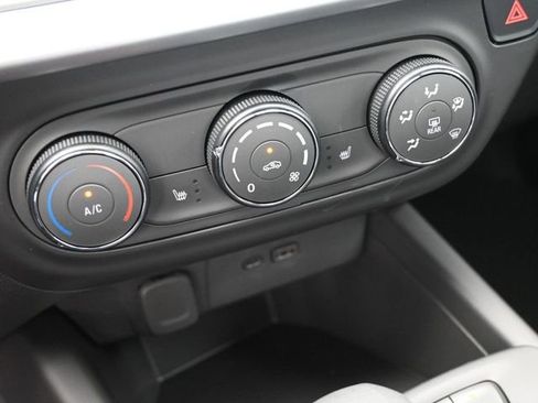 New 2026 Chevrolet Trax RS w/ Driver Confidence Package FWD image 31