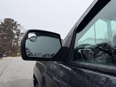 Used 2019 Chevrolet Silverado 1500 LT image 16