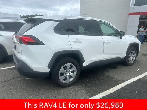 Used 2023 Toyota RAV4 LE FWD image 10