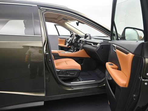 Certified 2022 Lexus RX 350 FWD w/ Premium Package image 12