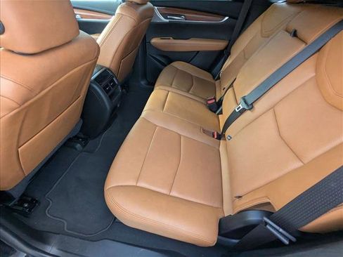 Used 2023 Cadillac XT5 Premium Luxury image 16