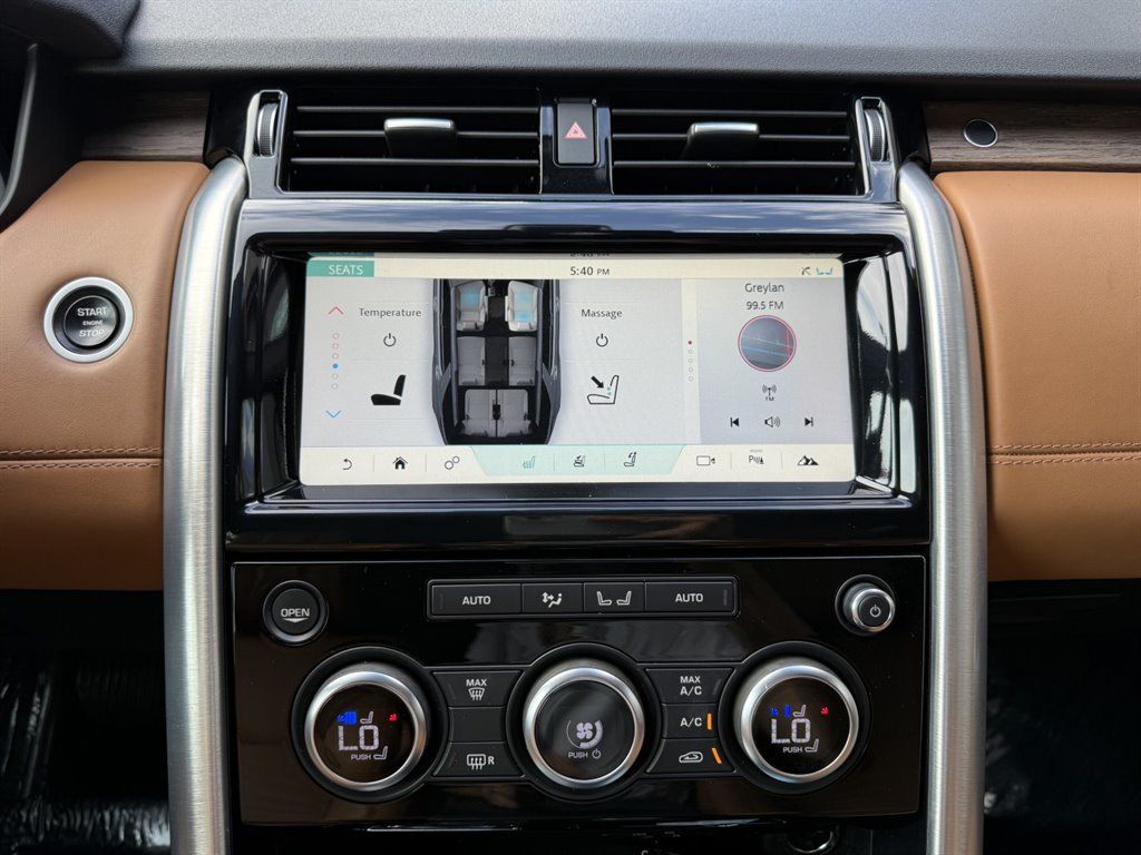Used 2017 Land Rover Discovery HSE Luxury AWD/4WD image 29