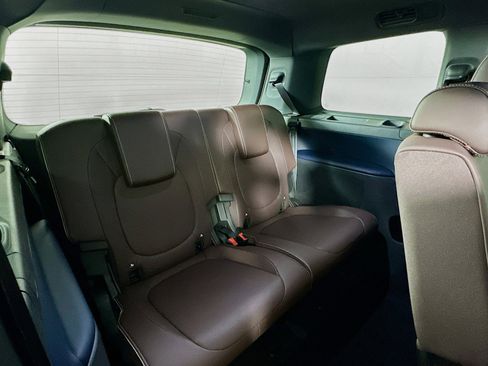 New 2025 Volkswagen ID. Buzz Pro S image 26