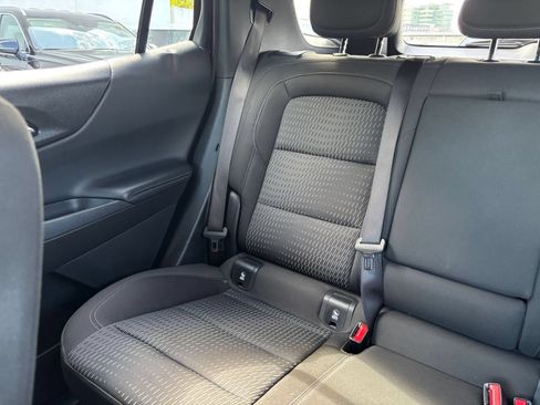 Used 2025 Chevrolet Equinox LT FWD image 34