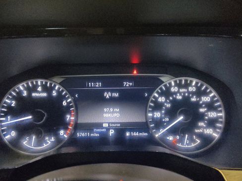 Used 2023 Nissan Pathfinder SL FWD image 23