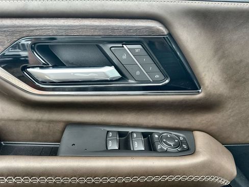 New 2026 GMC Yukon XL Denali Ultimate w/ LPO, Floor Liner Package AWD/4WD image 22