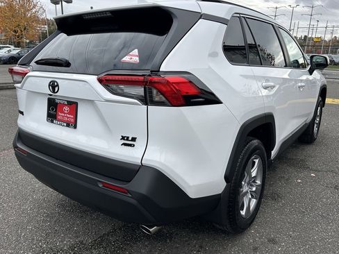 New 2025 Toyota RAV4 XLE image 5