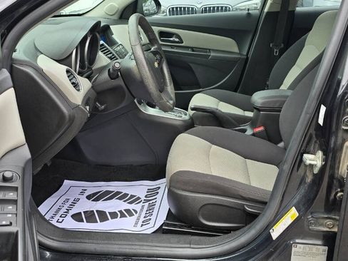 Used 2016 Chevrolet Cruze LS FWD image 14