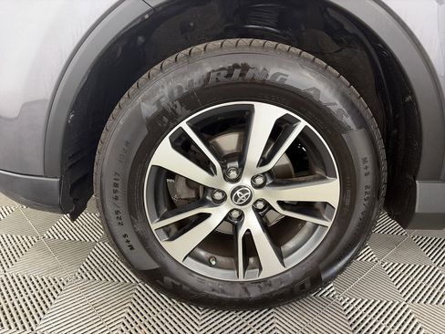 Used 2016 Toyota RAV4 XLE AWD/4WD image 13