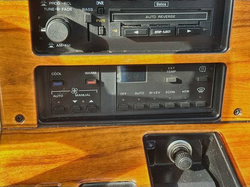 Used 1989 Chevrolet Corvette Convertible RWD image 13