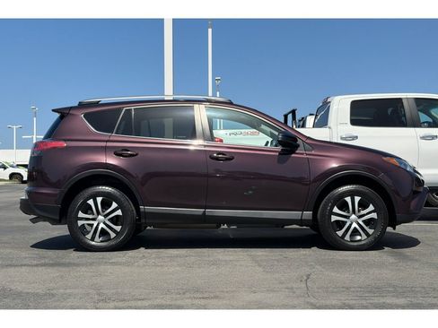 Used 2018 Toyota RAV4 LE w/ All Weather Liner Package FWD image 3