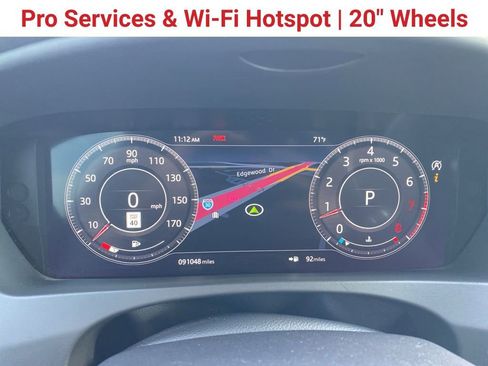 Used 2019 Jaguar F-PACE S image 21