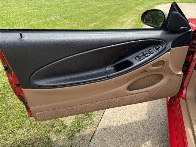 Used 1994 Ford Mustang GT RWD image 16