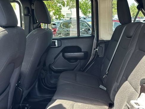 Used 2022 Jeep Wrangler Unlimited Sport AWD/4WD image 28