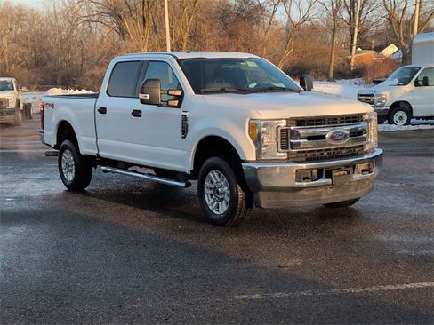 Used 2017 Ford F250 XLT image 7