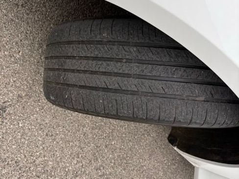 Used 2022 Chevrolet Malibu LT FWD image 13