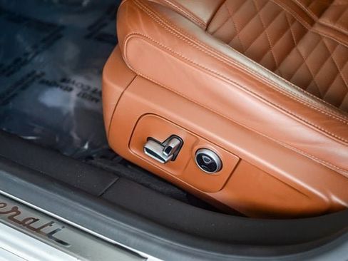 Used 2021 Maserati Quattroporte S GranSport Q4 AWD/4WD image 39