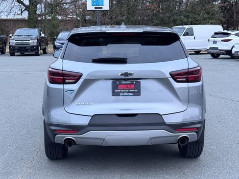 Used 2023 Chevrolet Blazer LT image 4