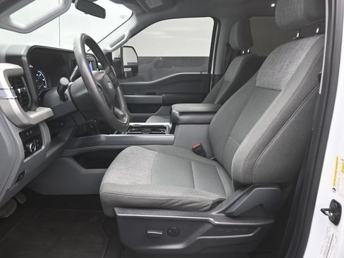 Certified 2024 Ford F350 XLT AWD/4WD image 18