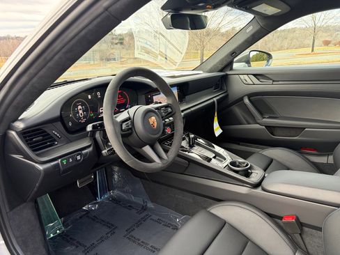 New 2026 Porsche 911 Carrera 4 GTS image 4