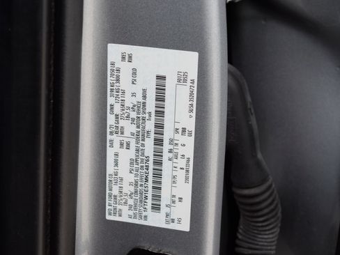 Used 2021 Ford F150 Lariat w/ Equipment Group 502A High AWD/4WD image 30