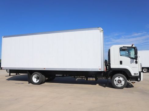 New 2024 Chevrolet Low Cab Forward 6500XD image 4