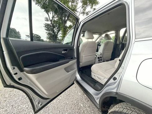 Used 2020 Honda Pilot EX image 56
